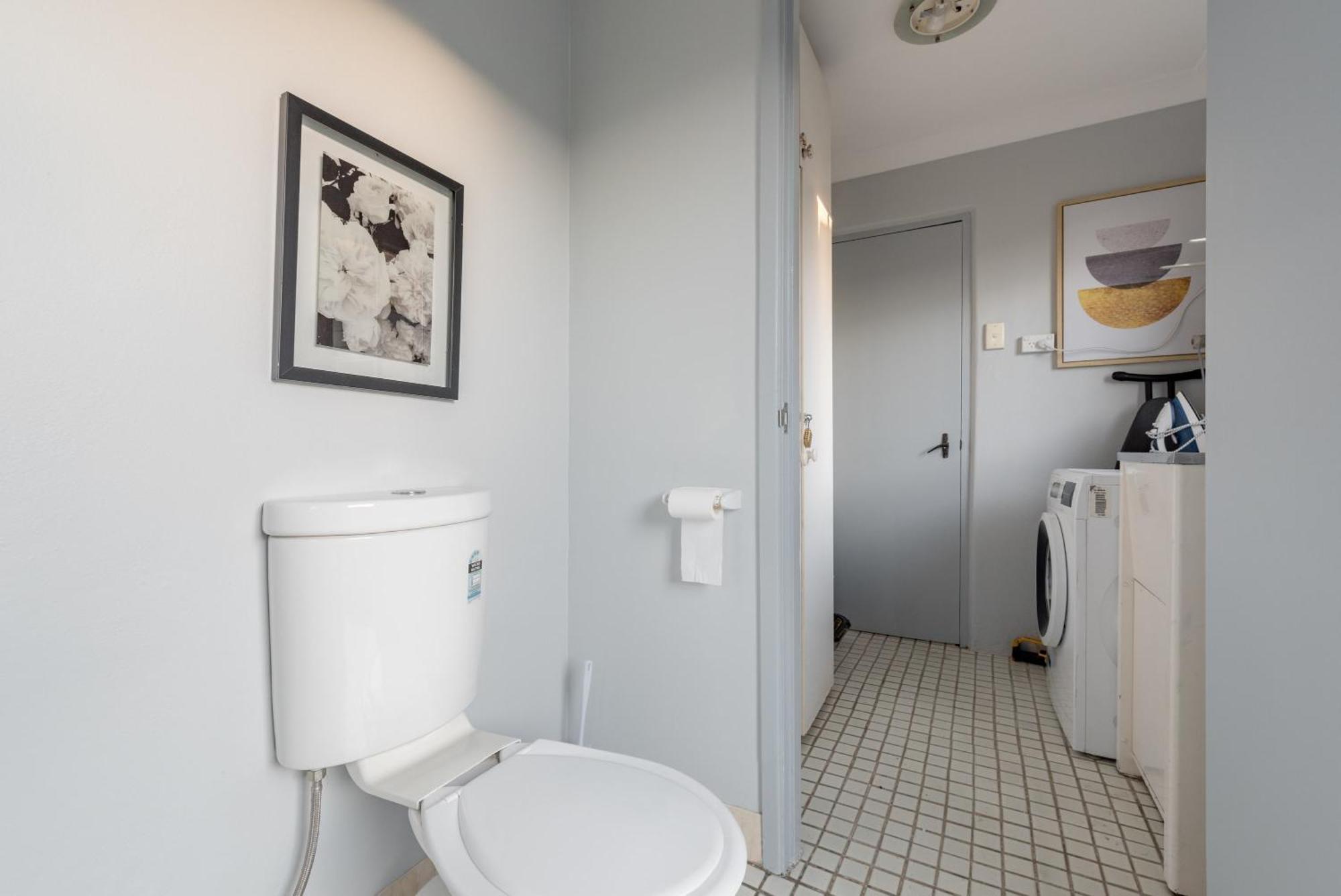 Spacious Quadruple - Nearby Station And Park - Close To Chinatown - Shared Bathroom *