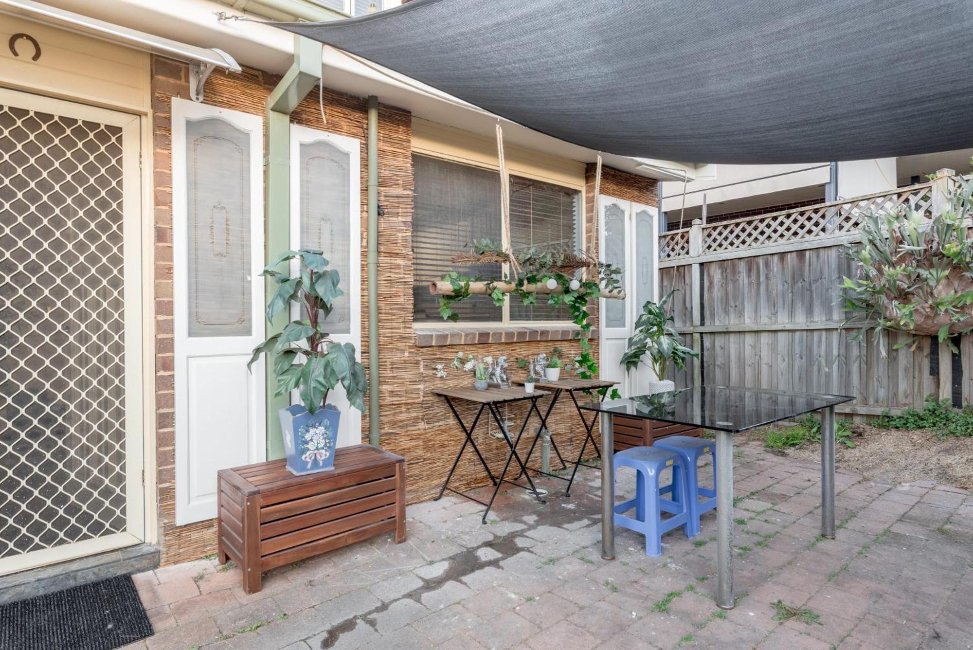 Spacious Quadruple - Nearby Station And Park - Close To Chinatown - Shared Bathroom Guest house *
